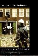  NAEYÉ, JAN,, De sterke arm.Tekstboek behorende bij een video onderzoek naar de rol van de Amsterdamse politie en justitie in het Nieuwmarktkonflikt over de periode 1973-1978. Met een bijdrage van Willem van Bennekom: Lessen in traumatologie, de Nieuwmarktprocessen.