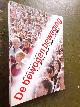 9789068325454 Beerends, Hans en Broere, Marc, De bewogen beweging. Een halve eeuw mondiale solidariteit