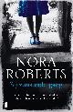 9789022588710 Nora Roberts 19198, Bij zonsondergang. Vijfentwintig jaar geleden werd Alice ontvoerd. Is ze nu eindelijk gevonden?