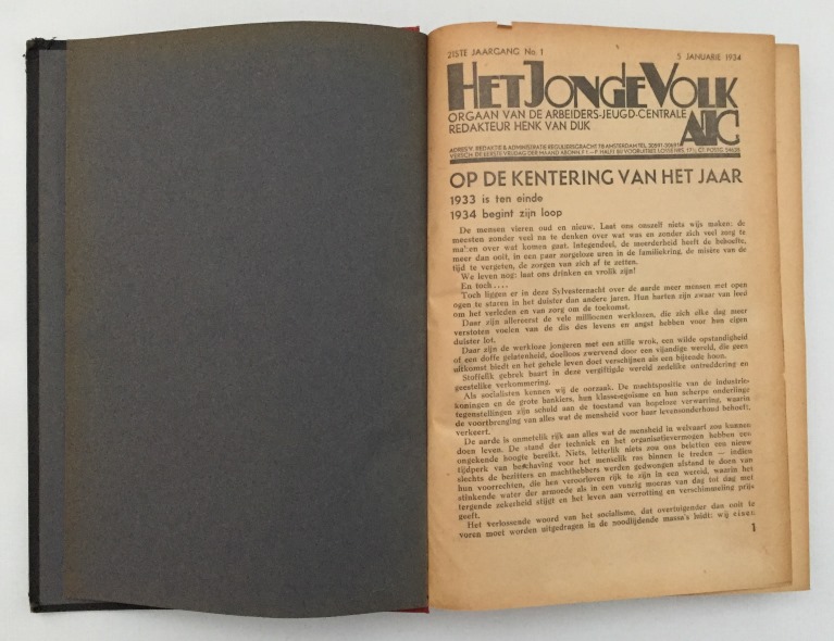 DIJK, HENK VAN, RED. - FR COHEN, TYPOGRAFIE, - Het Jonge Volk. Orgaan van de Arbeiders -Jeugd-Centrale. 21ste jaargang, no. 1, 5 januarie 1934 -no. 12, 7 desember 1934. [Complete jaargang 21, 12 nrs.]