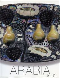 Marianne Aav, Elise Kovanen, Helena Leppanen, Marjut Kumela, Susanna Vakkari, Susann Vihma, Tapio Yli-Viikari. Toimitus: Marianne Aav, Eeva Viljanen, Susanna Vakkari, Merja Vilhunen. - ARABIA, CERAMICS ART INDUSTRY.